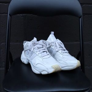 Chunky White Sneaker